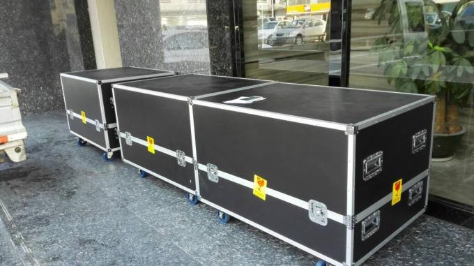 22 дюймовый 3D голографический проектор 270 градусный Holo дисплей Hologram Pyramid Full HD Resolution 3D дисплей Витрина 3