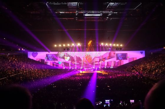 Качество экран Hologram голографической системы проекции 3D белый 80 процентов пропускаемости Фабрика